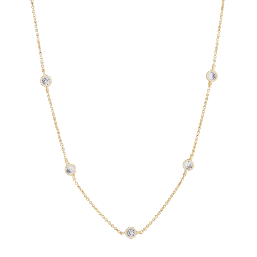 Gold minimalist necklace for dainty jewelry lovers